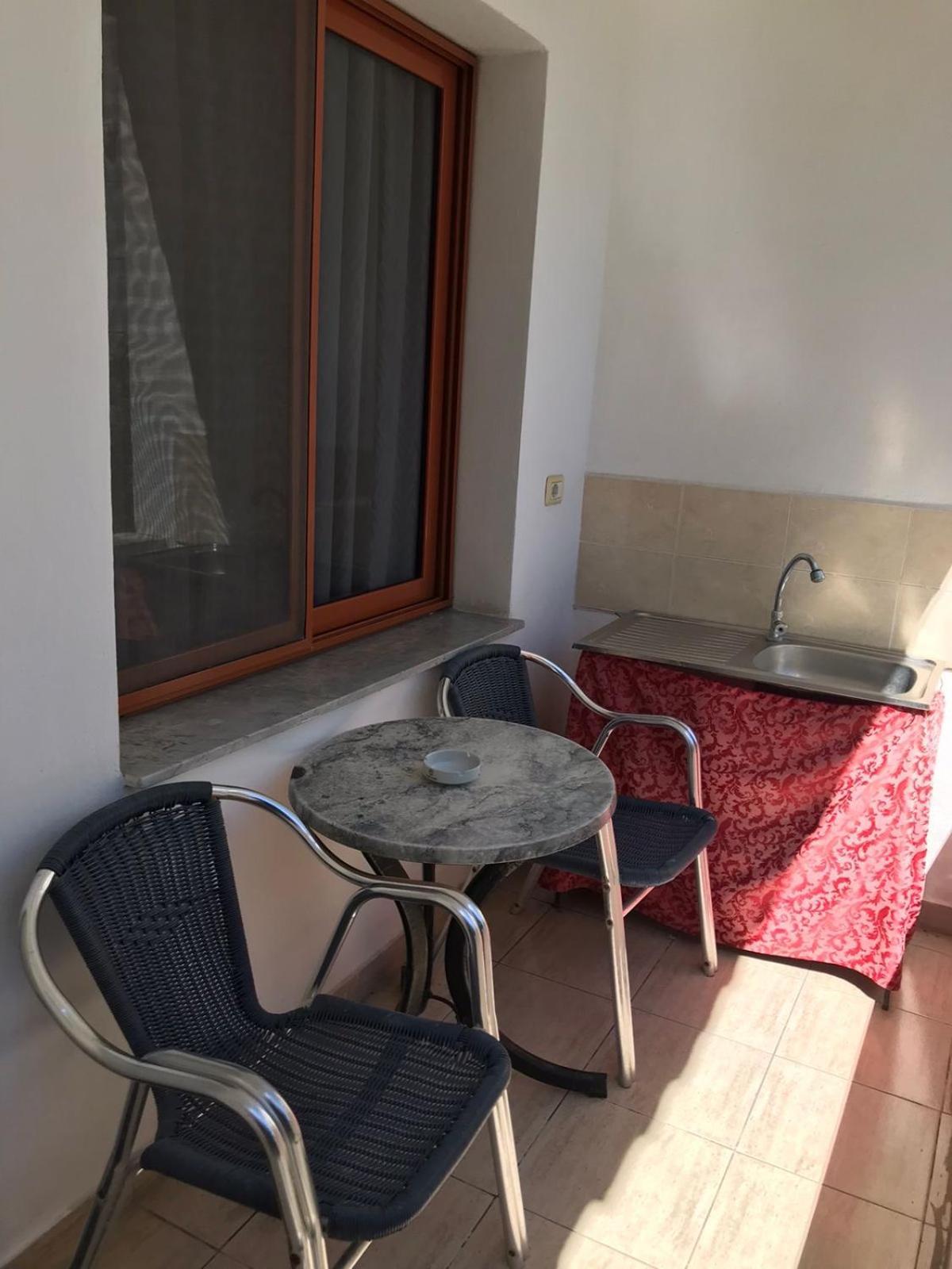 Vila Cano Hotel Durres Ngoại thất bức ảnh